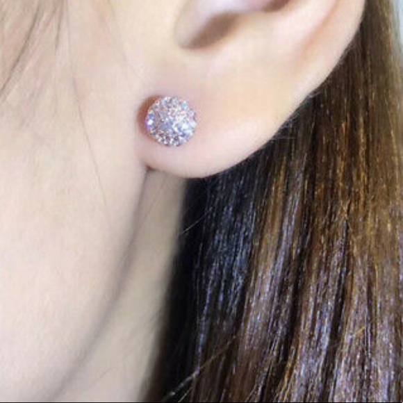 New Sterling silver diamond stud earrings - Picture 2 of 2